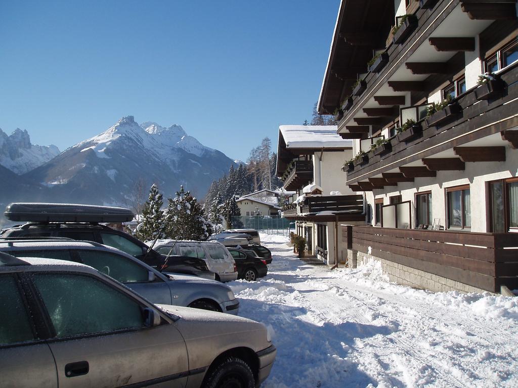 Ferienland Stubai Aparthotel Fulpmes Kültér fotó