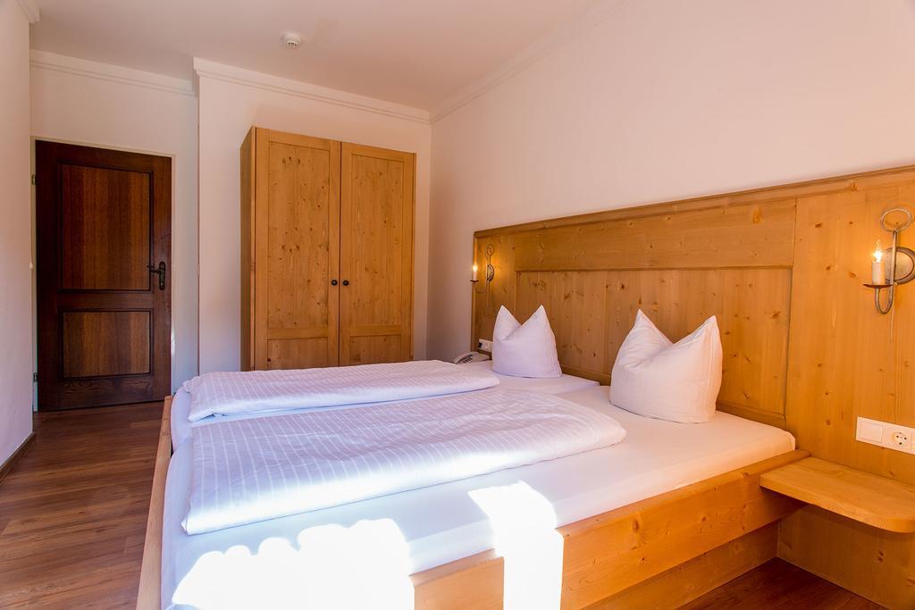 Ferienland Stubai Aparthotel Fulpmes Kültér fotó